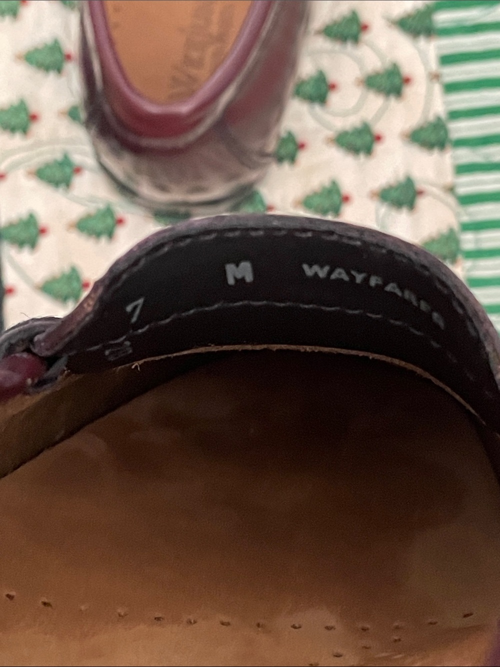 G.H. Bass & Co. Women's Burgundy Penny Loafers Size 7M - Picture 12 of 13